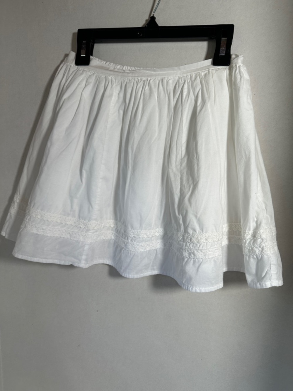Cato girls white pull on skirt size 10/12